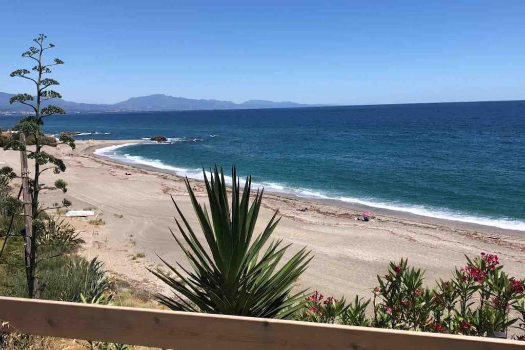 Bahia de Casares Superbe Appartement Avec Piscine A 800M De La Mer מראה חיצוני תמונה