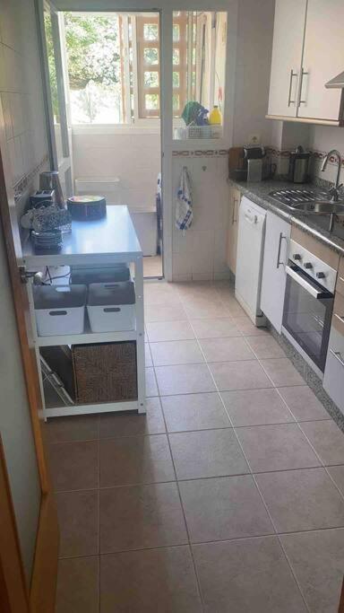 Bahia de Casares Superbe Appartement Avec Piscine A 800M De La Mer מראה חיצוני תמונה